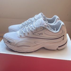 🌧SALE🌧New In Box Ryka Infinite Walking White Tennis Shoes 6 M